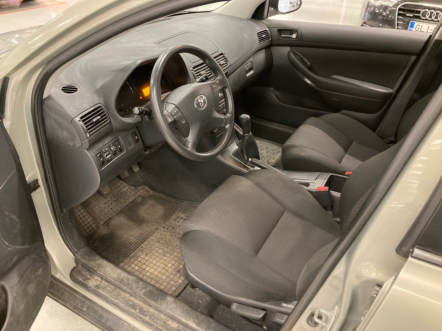 Car Image - 3OWafk2N0Qs3Y8byor4HD4