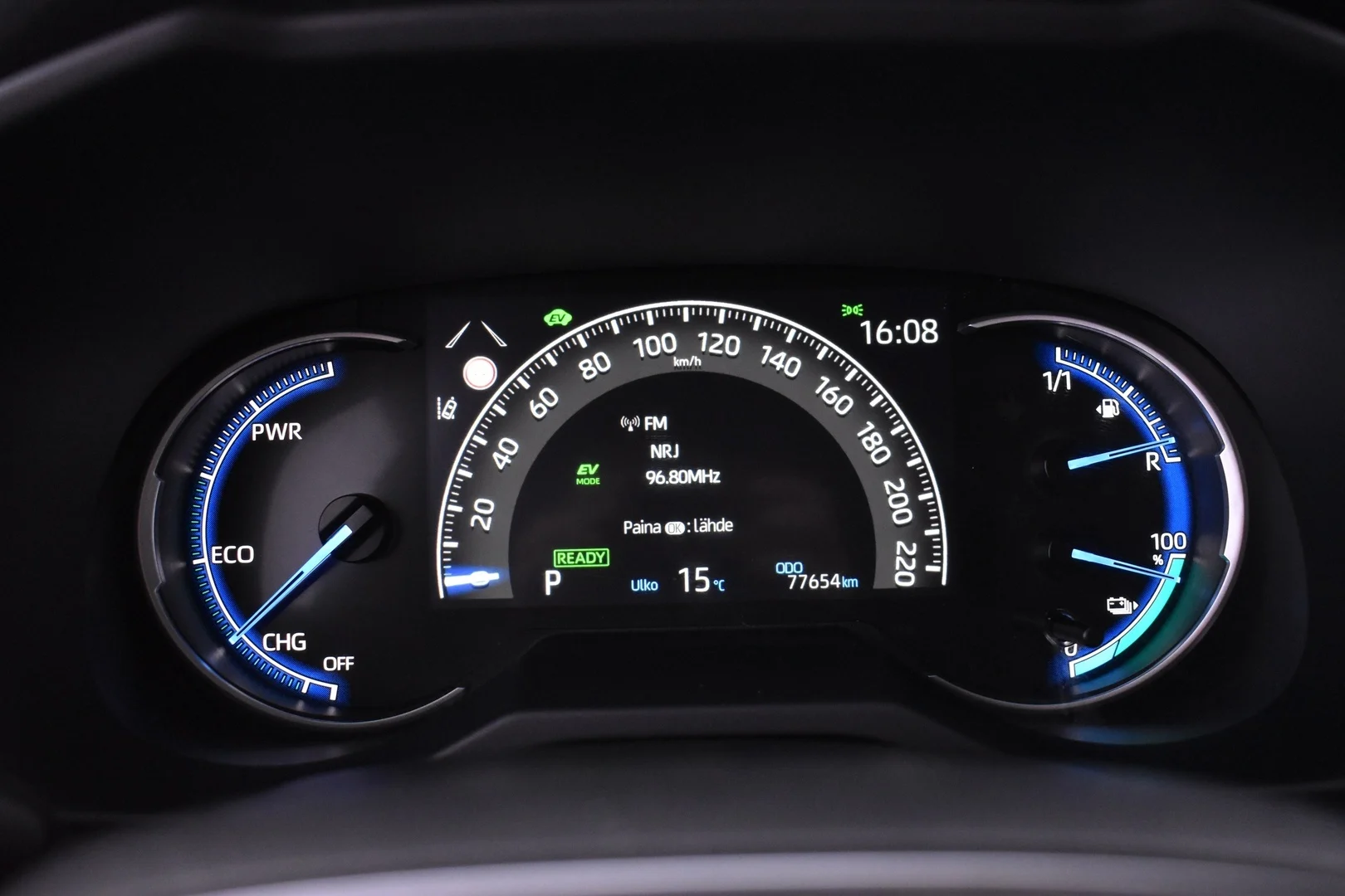Car Image - AdE27rV5eWRhyI2Buih5t