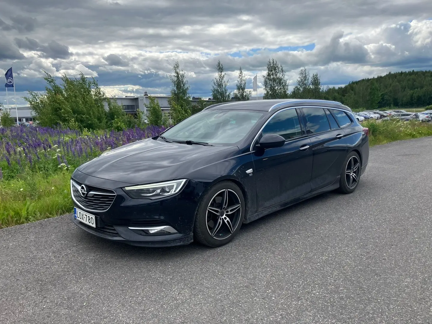 Car Image - 7jG3em0Dm8CXcHsRyp4amz