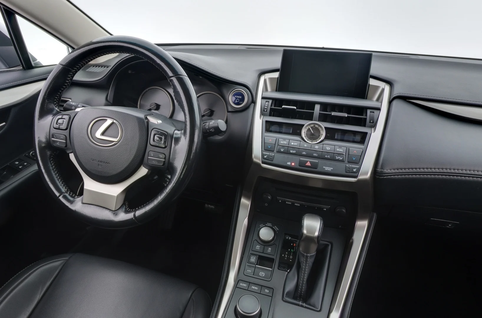 Car Image - 3XAjmnXIXb70lGzeuPVPr9