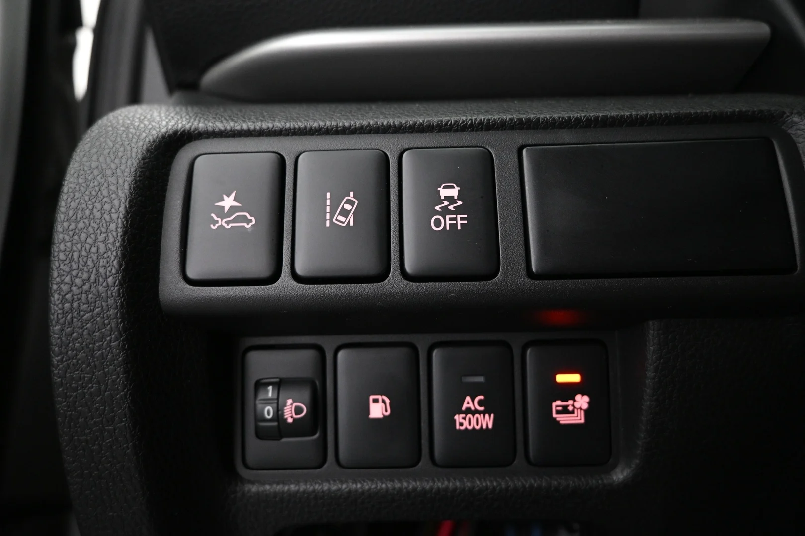 Car Image - 5OqB0bRCSC8rq9gW9CuKG2