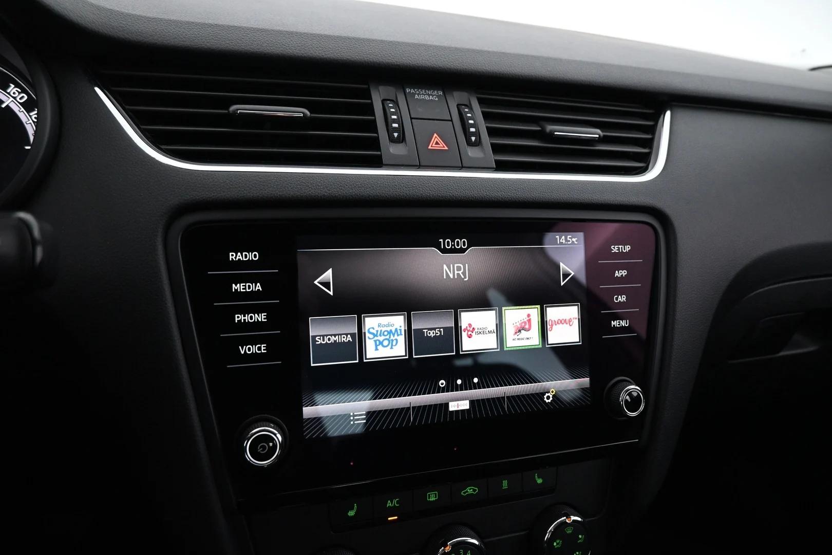 Car Image - 50XDz0X1WkifjD0N6DGGj4