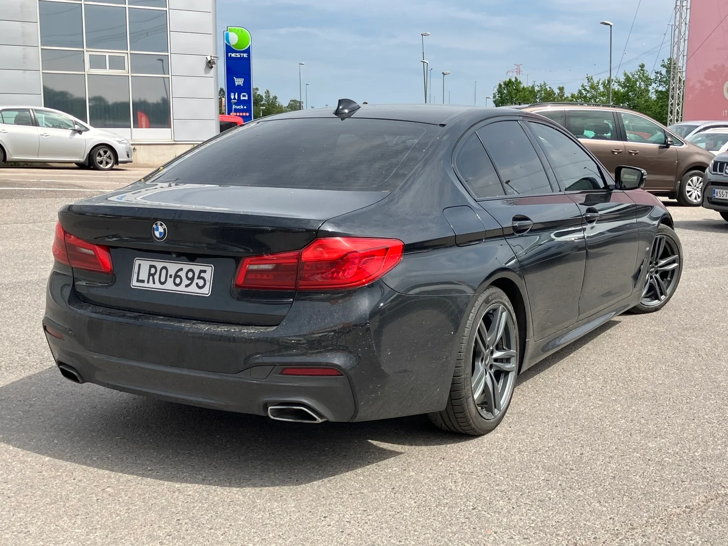 Car Image - U7DkEpVi0XkT4IRGsZBM0