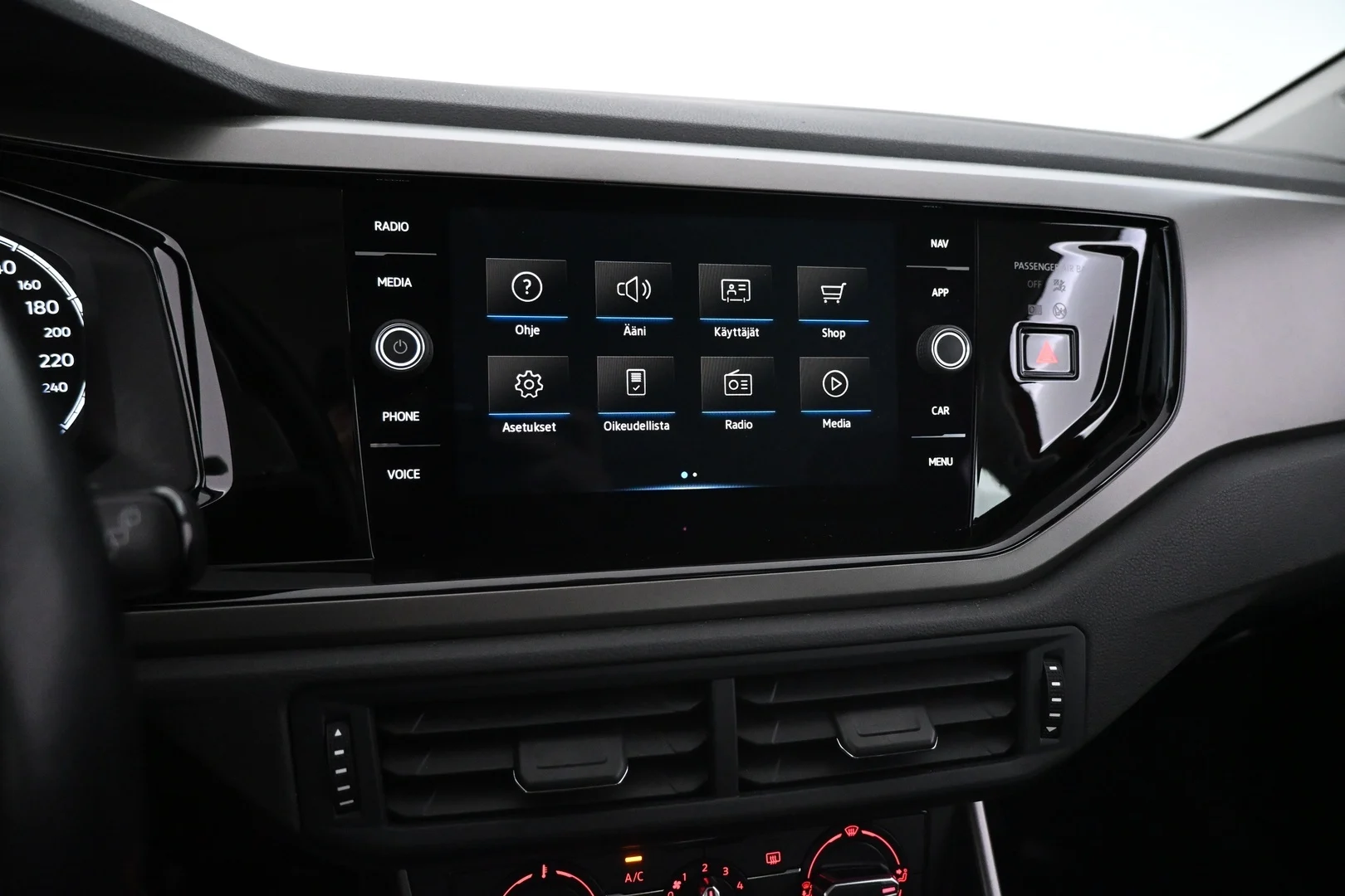 Car Image - 21c7fiLYPuclnc8dGffnGx