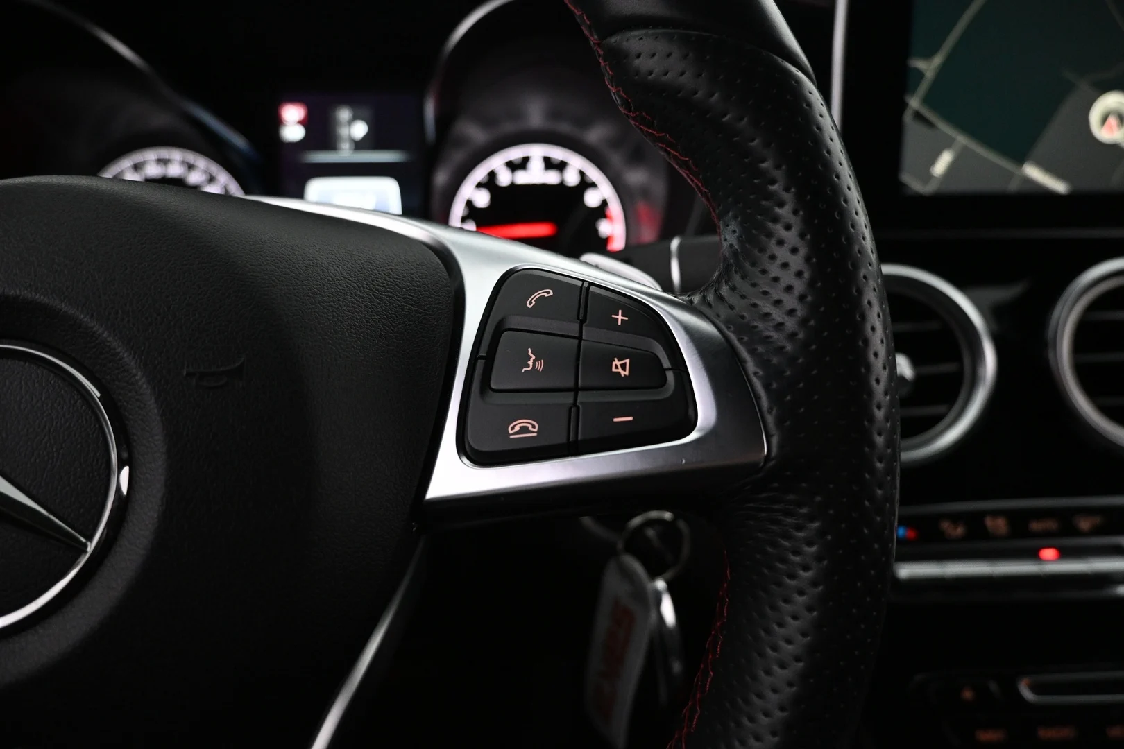 Car Image - ghV4Pdp4vPHql7ponLNp7