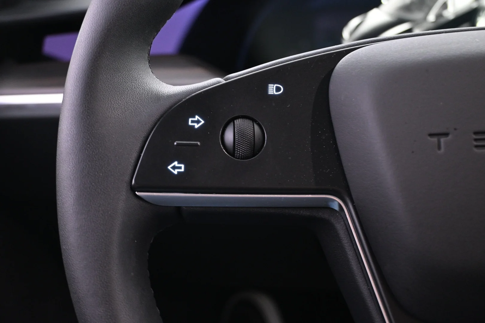 Car Image - 5pfzUbIq4C7eWUCNhNibw8