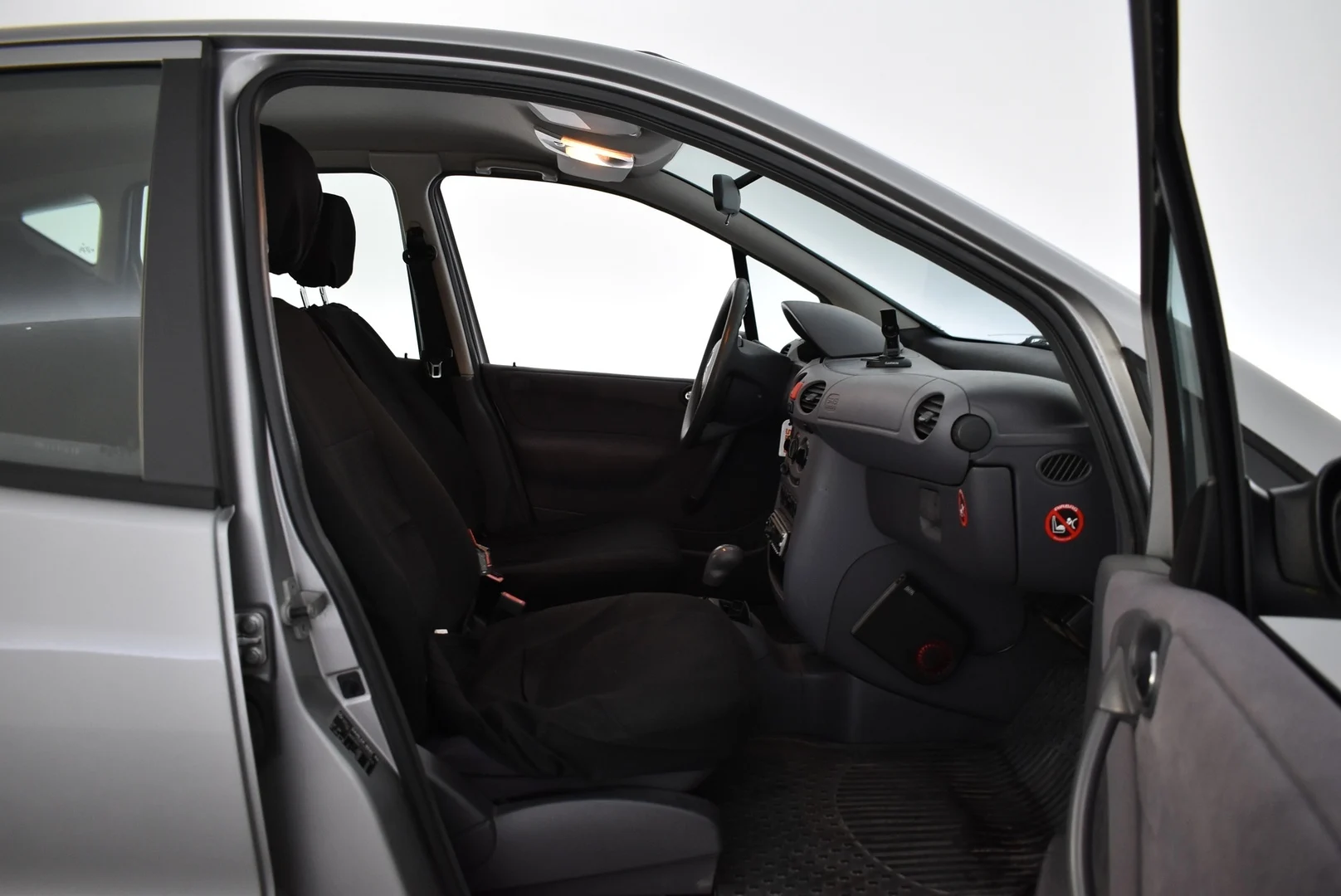 Car Image - 36qVZb9I5b9SmEi58iBQ1z