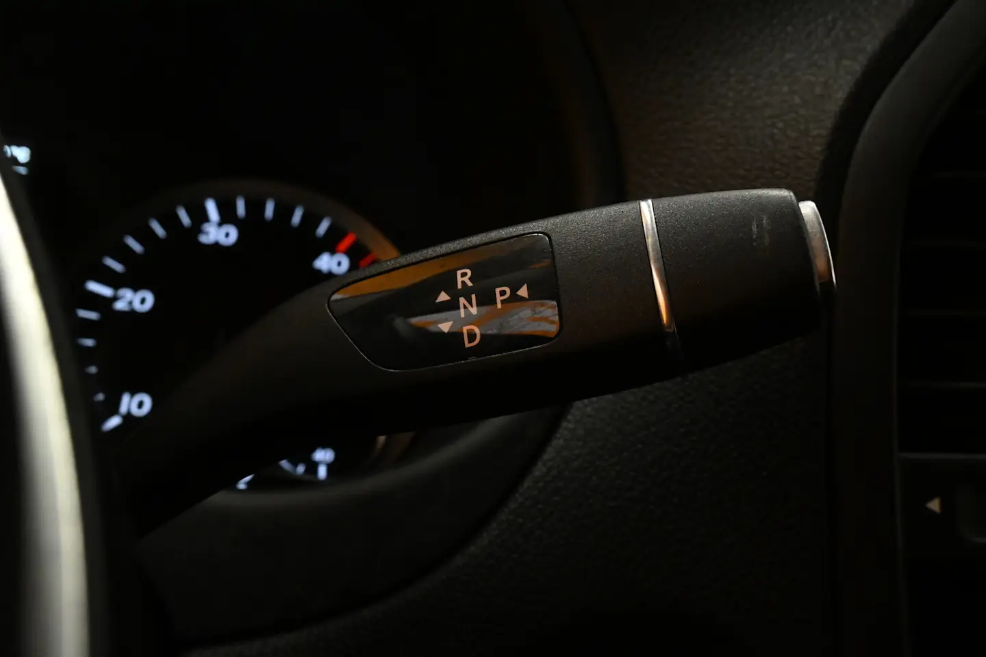 Car Image - 237KLGyLfifPmkbZaeP8lX