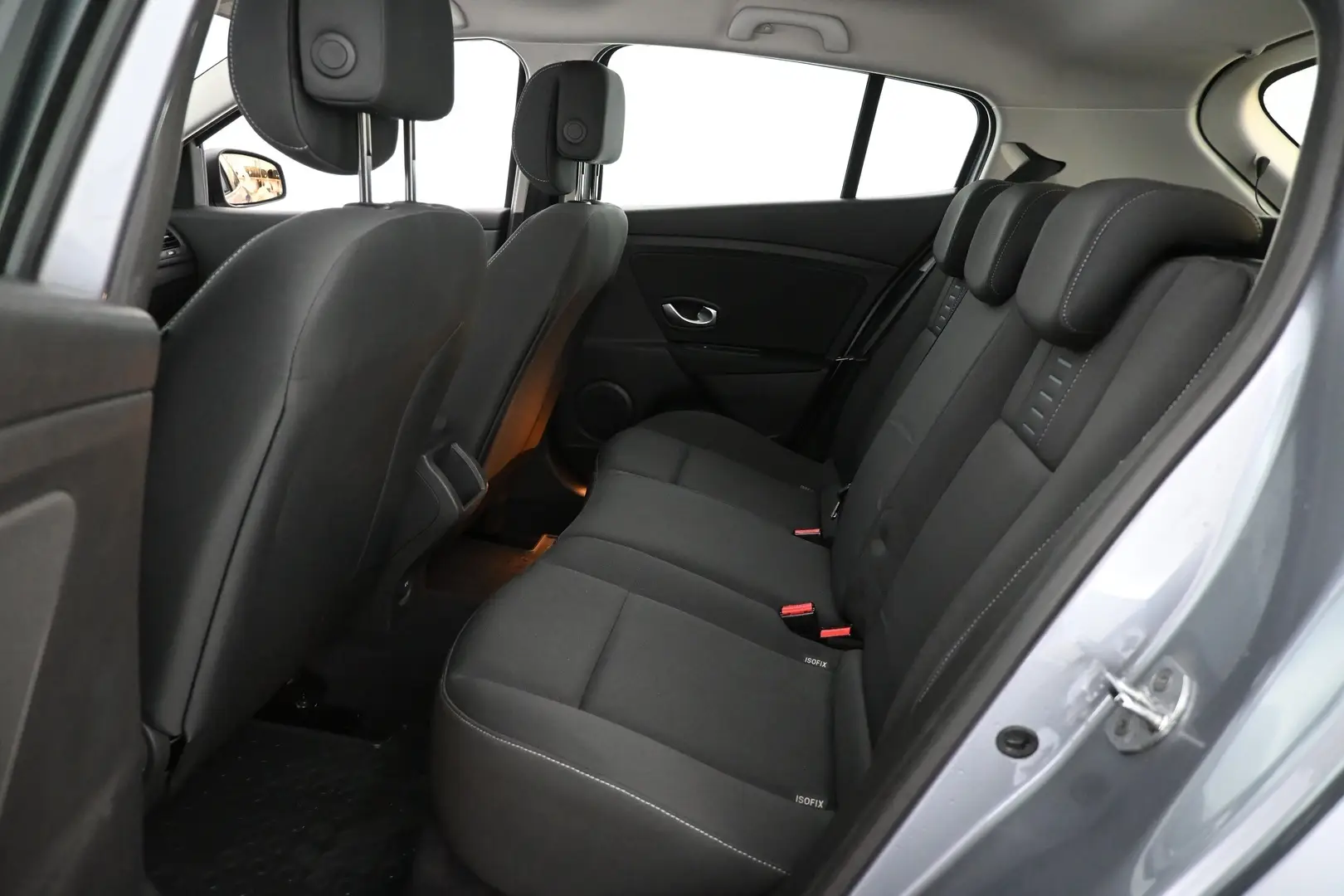 Car Image - 6eMO79EQQ9EOrKfZRTyrrT