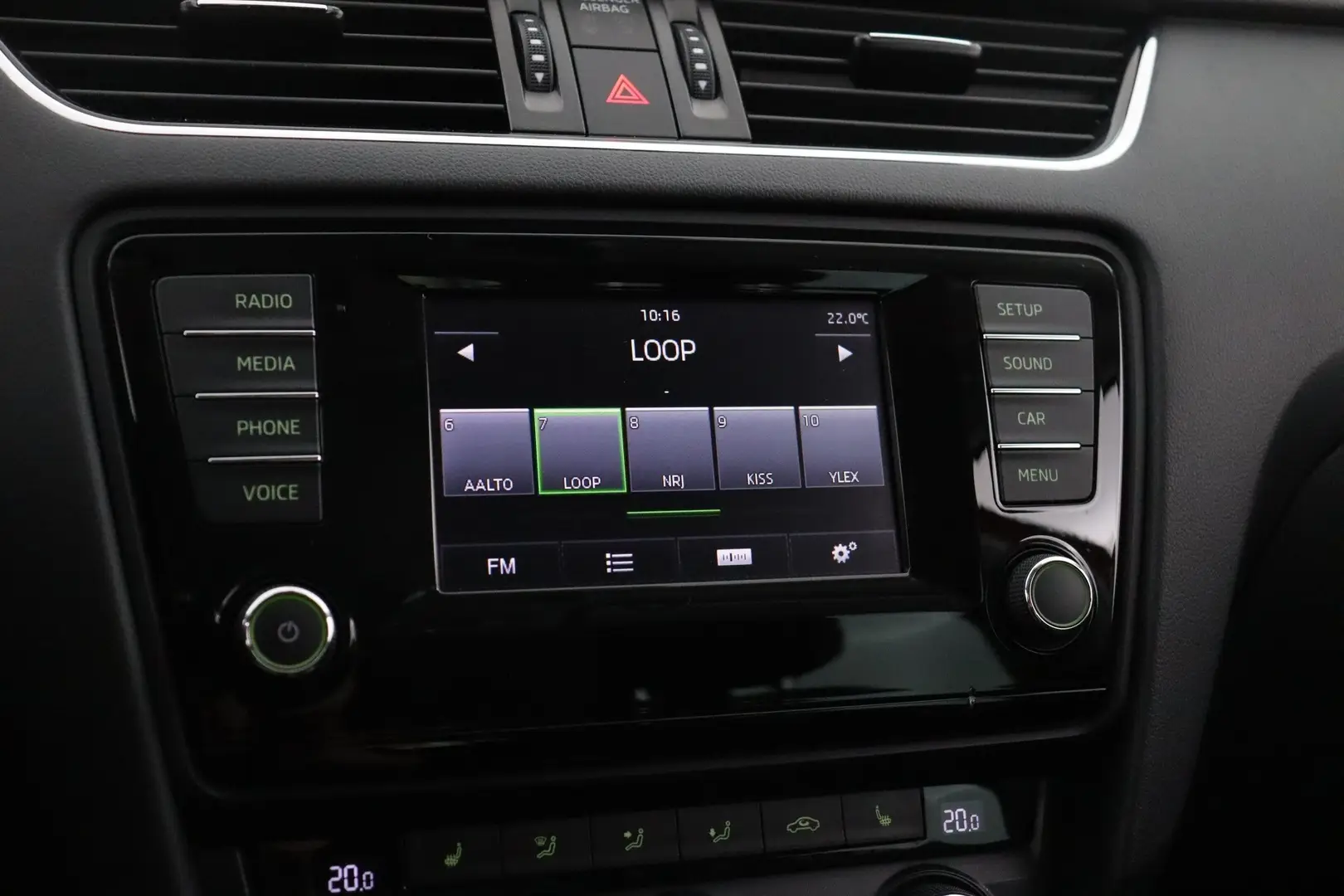 Car Image - 53k33LL8cOtQJHkxFOGRWv