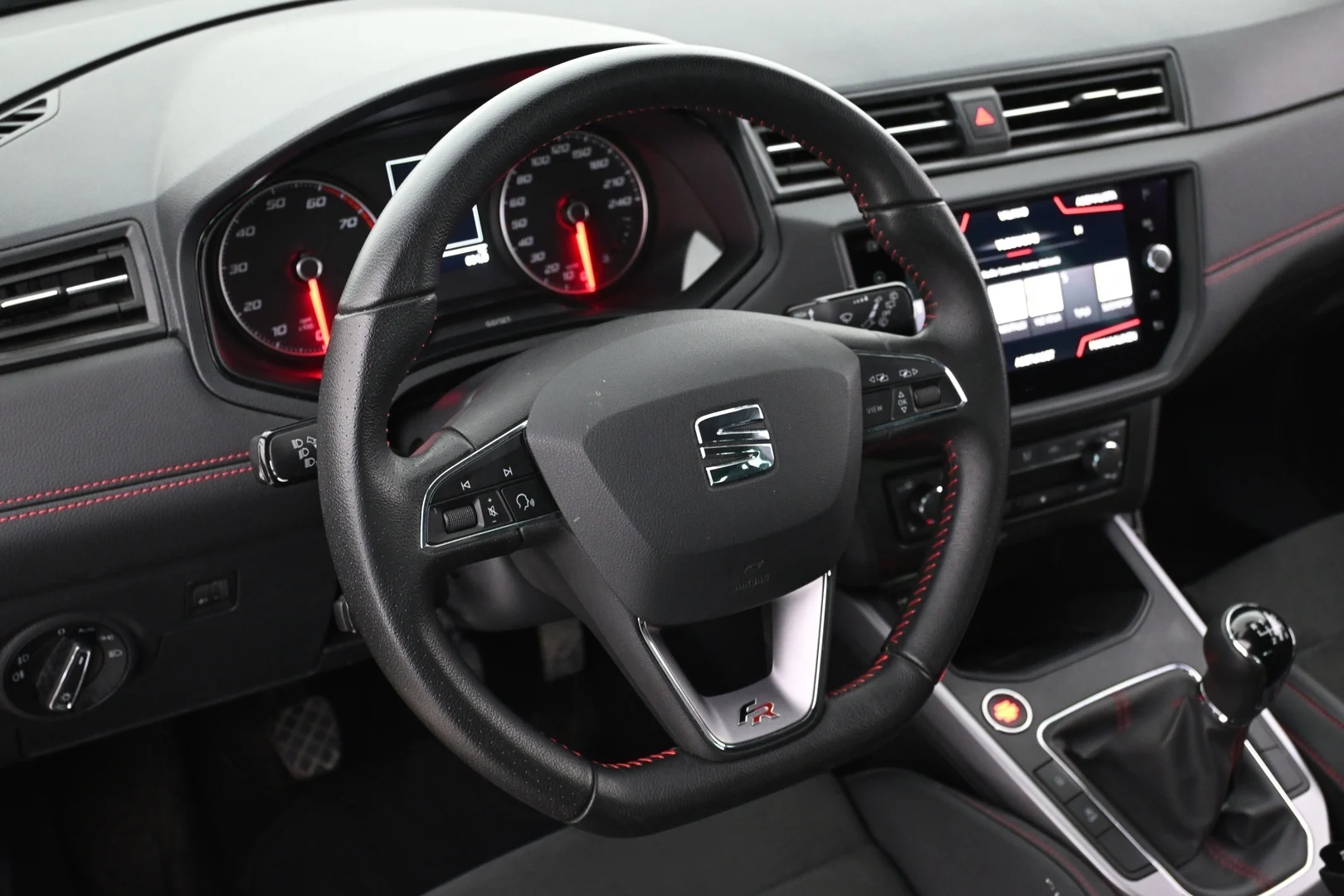 Car Image - 1VdEhySHqmqDDAuoaHIOIz