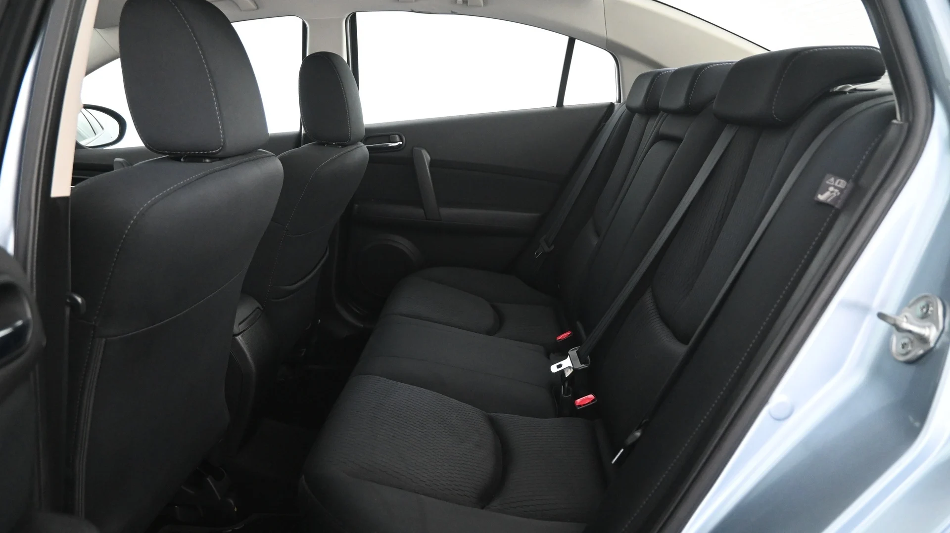 Car Image - 2TDtXUXSNIdA7CeeDf50sr