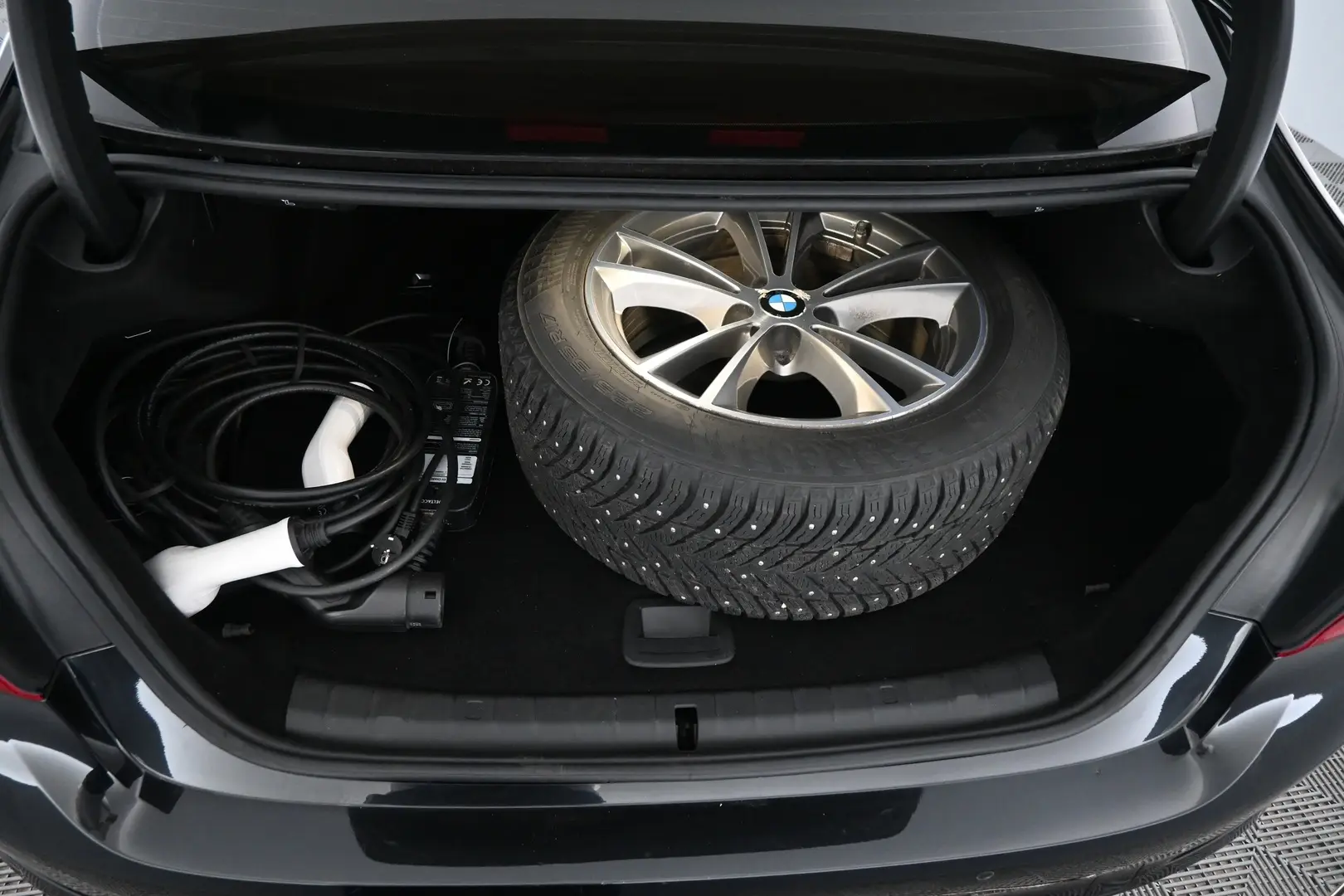 Car Image - 52GRVCMTVeOTKt0kbRrc5x