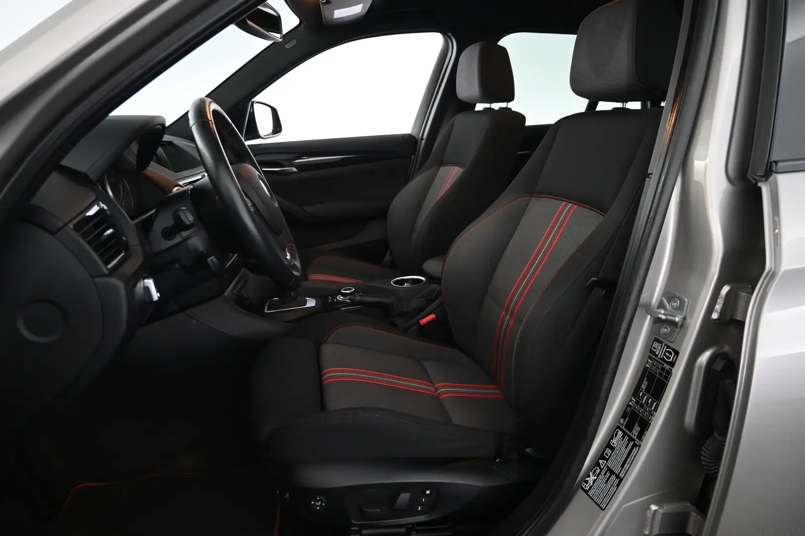 Car Image - 3K84tbDqZ1MpHLmIITlBtm