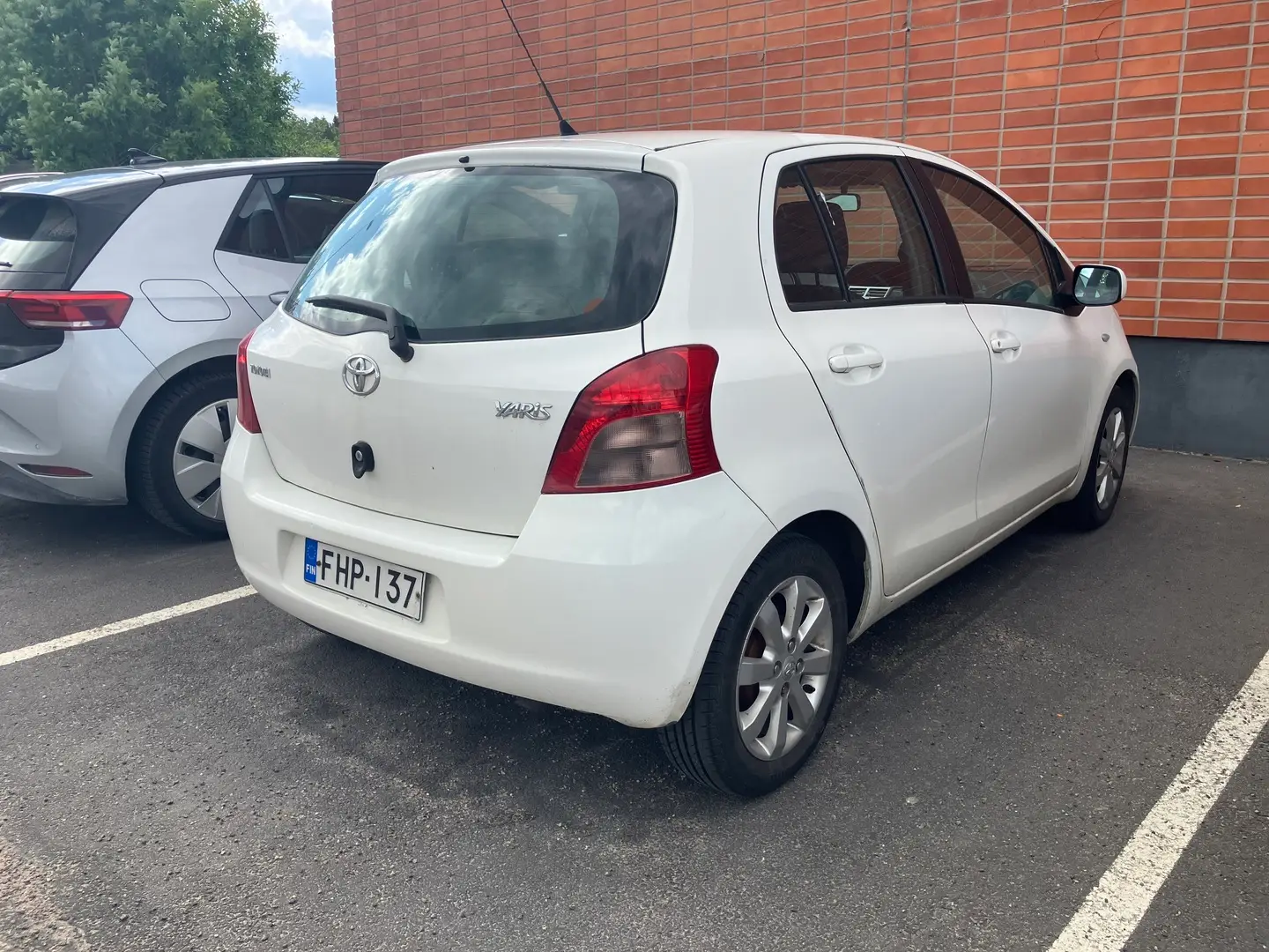 Car Image - 5OjVBUt8VTzXOWjyD5wlEu