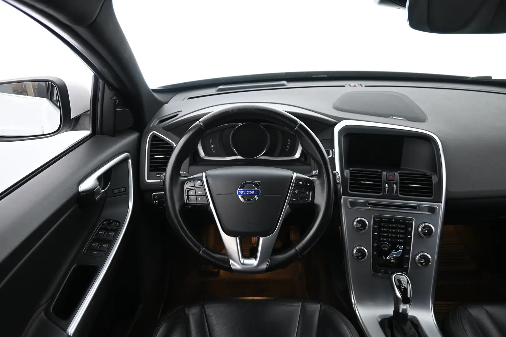 Car Image - 45fTbKPT6vs7YL6sogLMlN