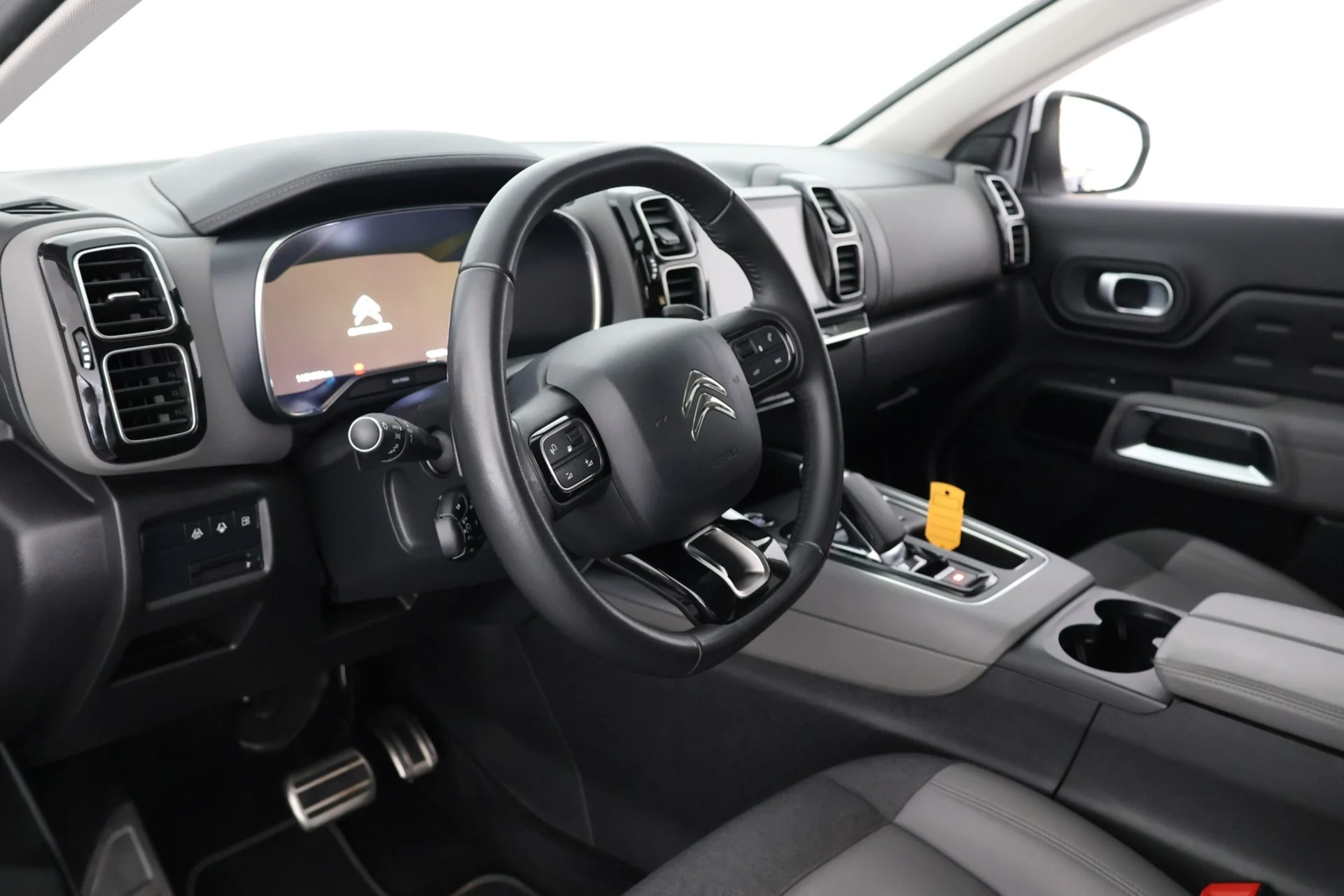 Car Image - 1n9rjxHUK5B1HHMmzeQAxs