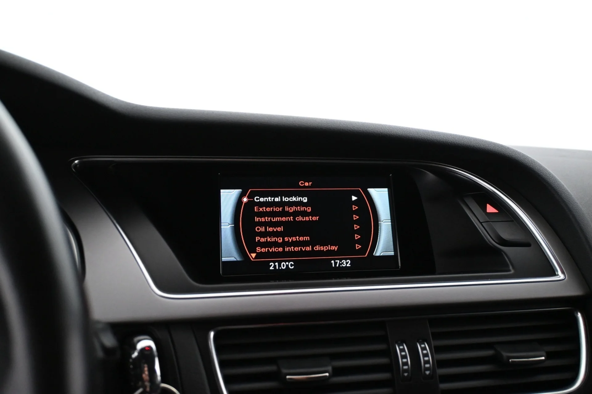 Car Image - 5AzrvnP3KYQC8KzkYdACuT