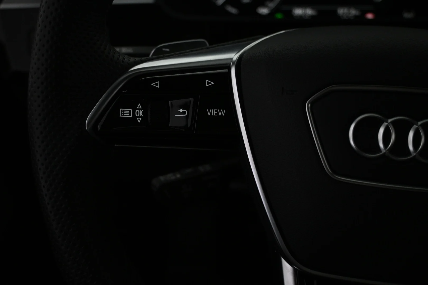 Car Image - 5trnScceGtxTrC4zPXKTCt