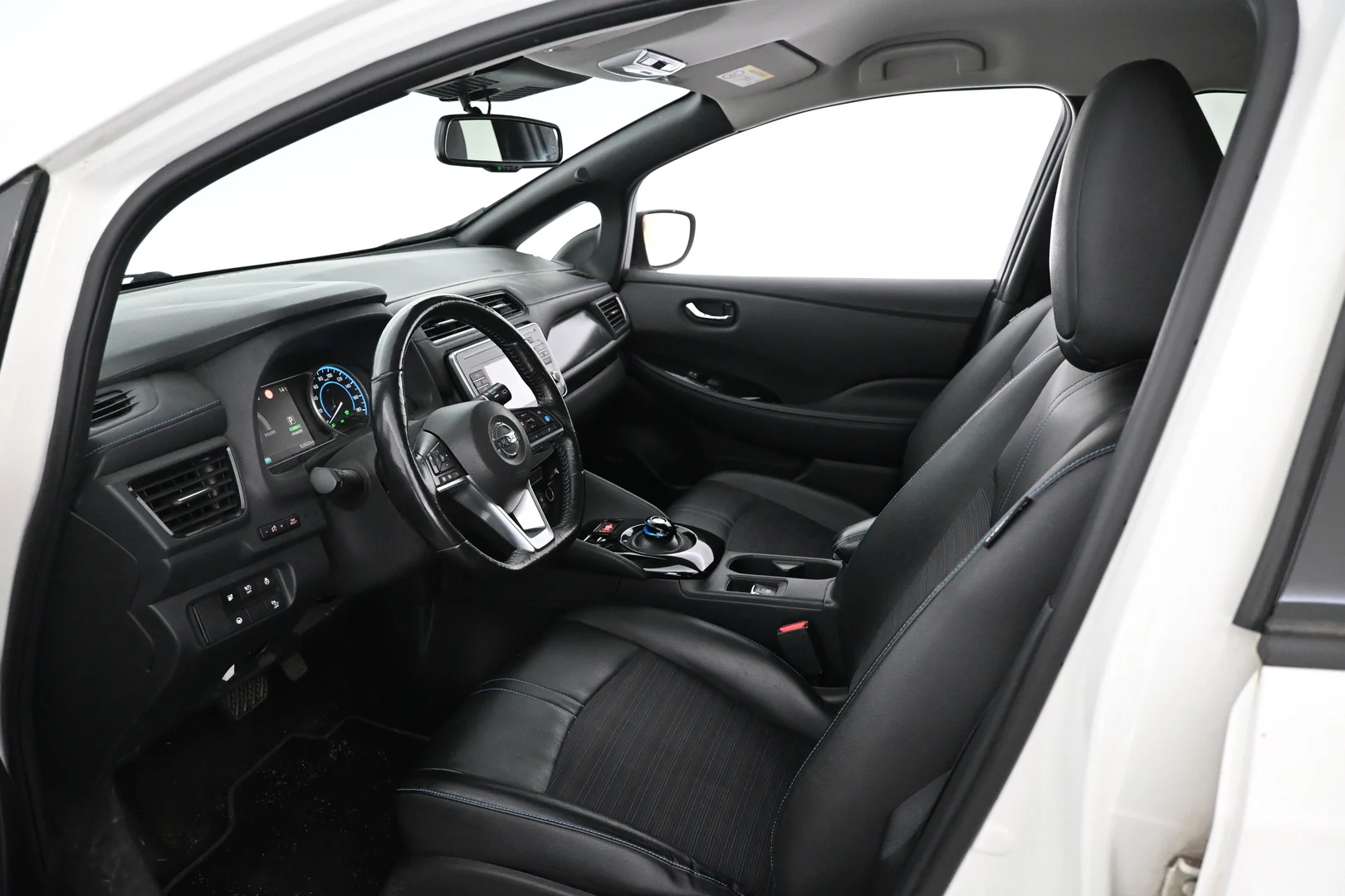 Car Image - 6zcINXwTbz6pqwIICYiI9G