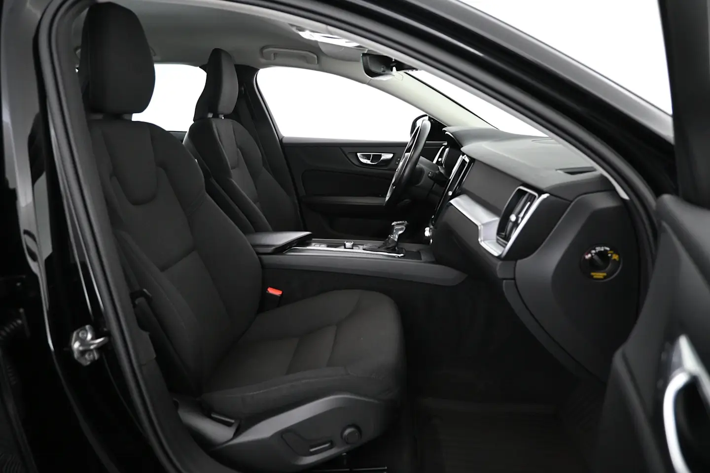 Car Image - 3UXY5NHxQBB8qnZgdzFb1w