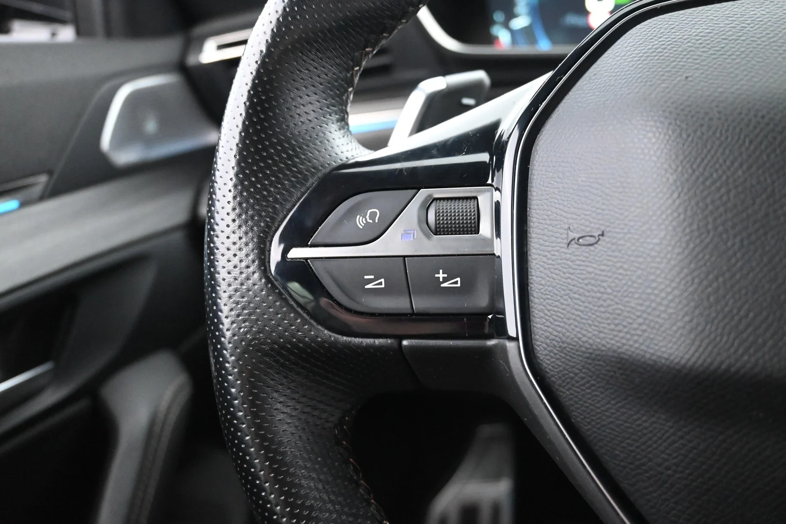 Car Image - pPglQ8675fvRtxNwjdOy8