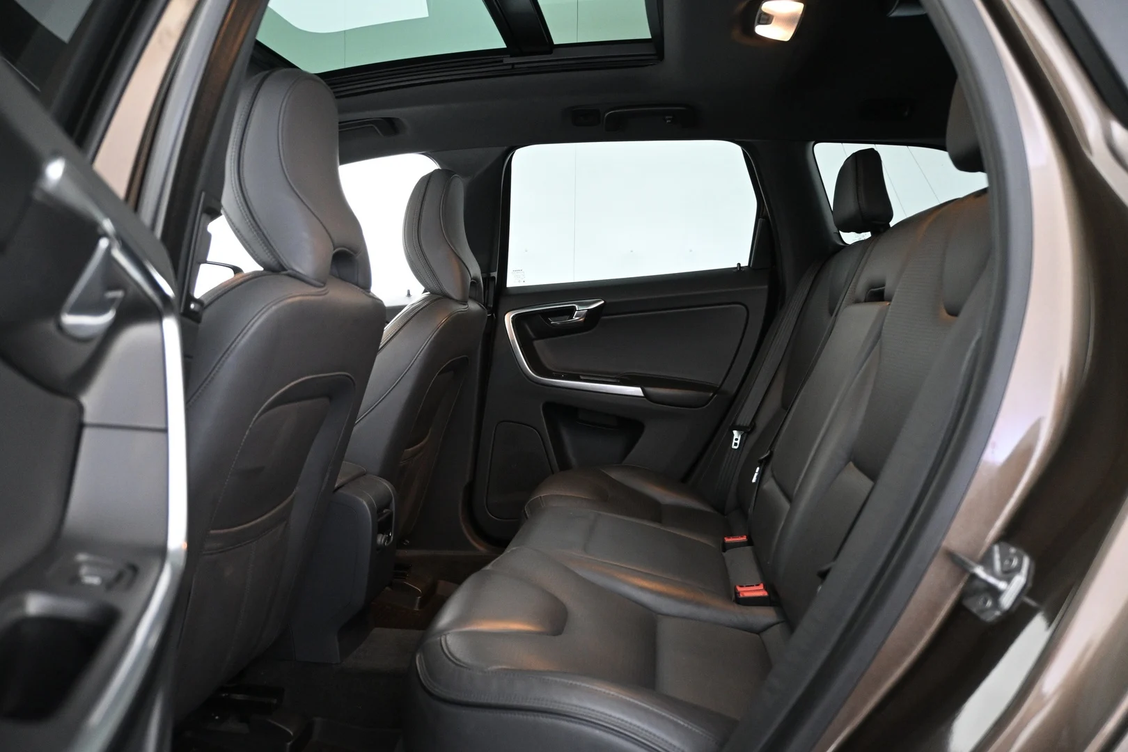Car Image - 4rG6MUT89MlCnb23EguaYA