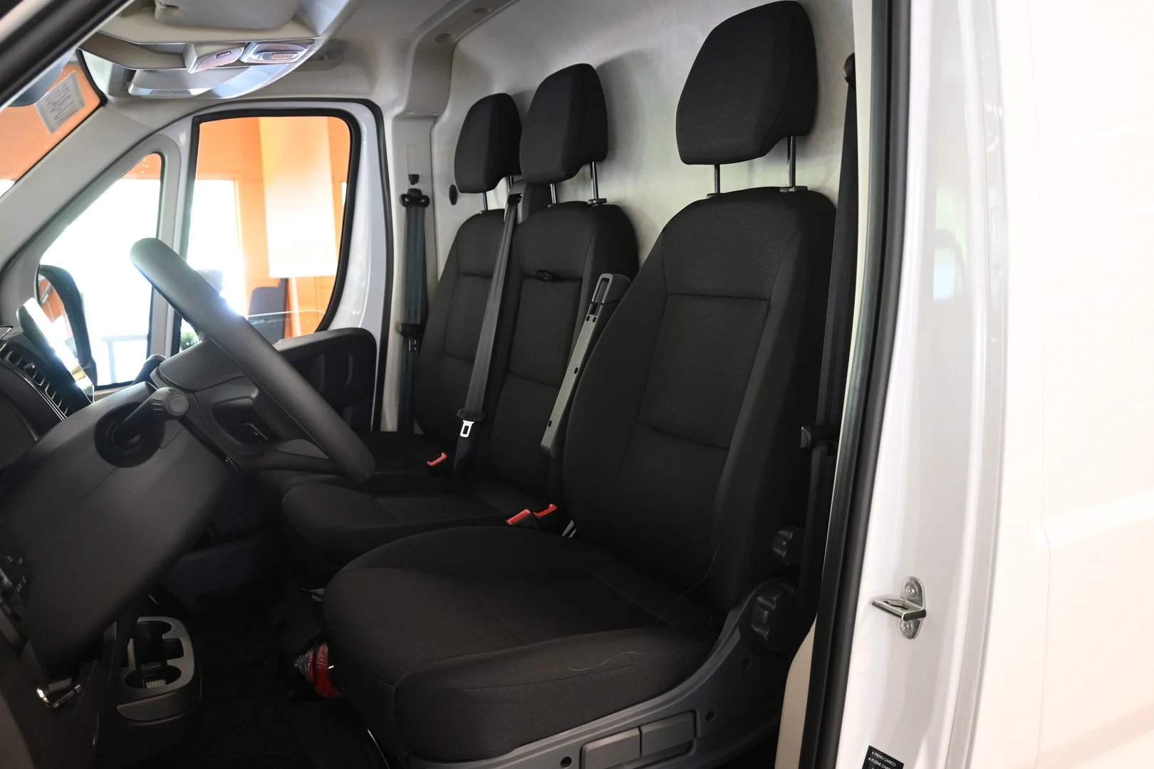 Car Image - 2XTcKjNKygbtHl8VPXEhwo