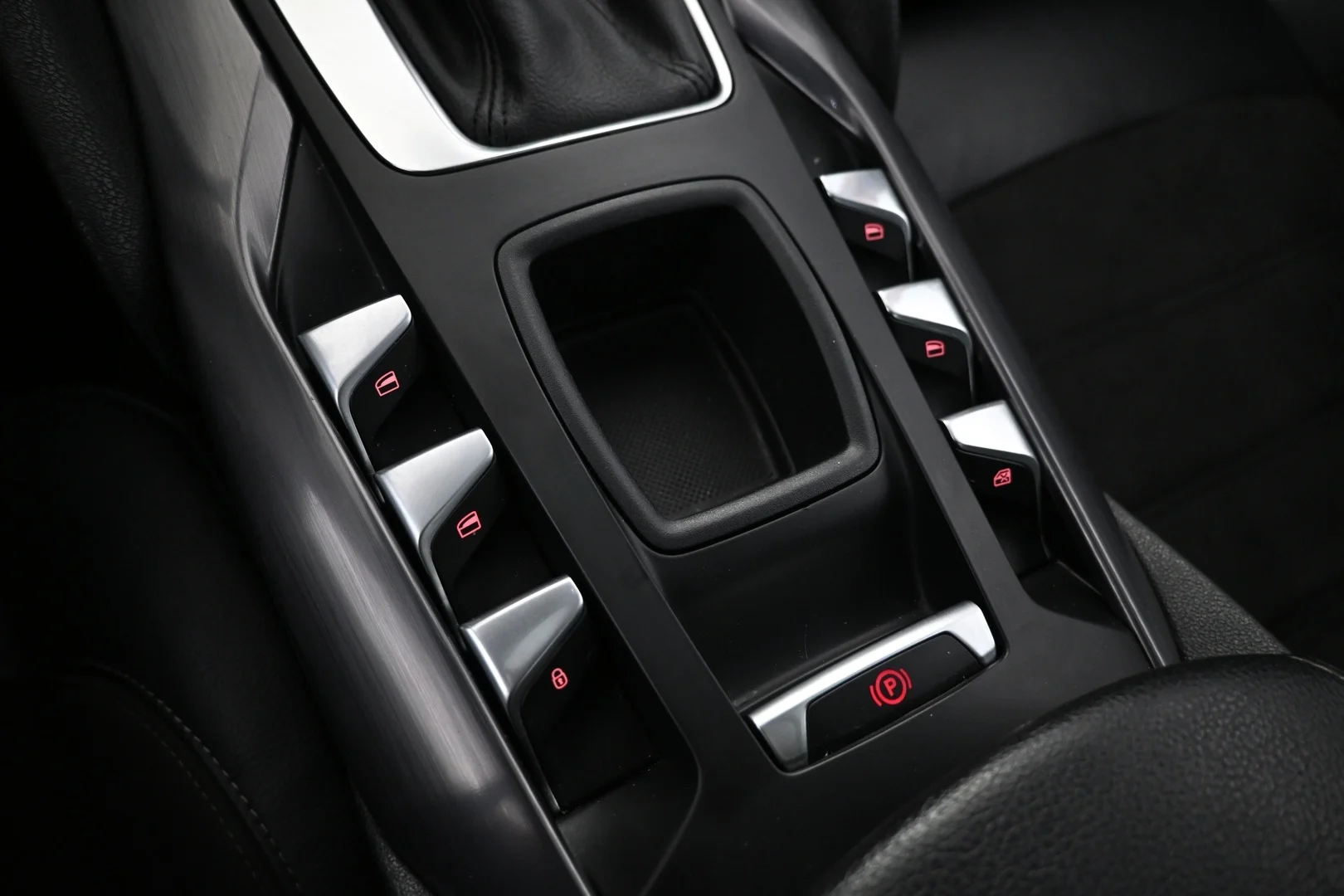 Car Image - 2kcQbAIrMaL84d1YrGCOzZ