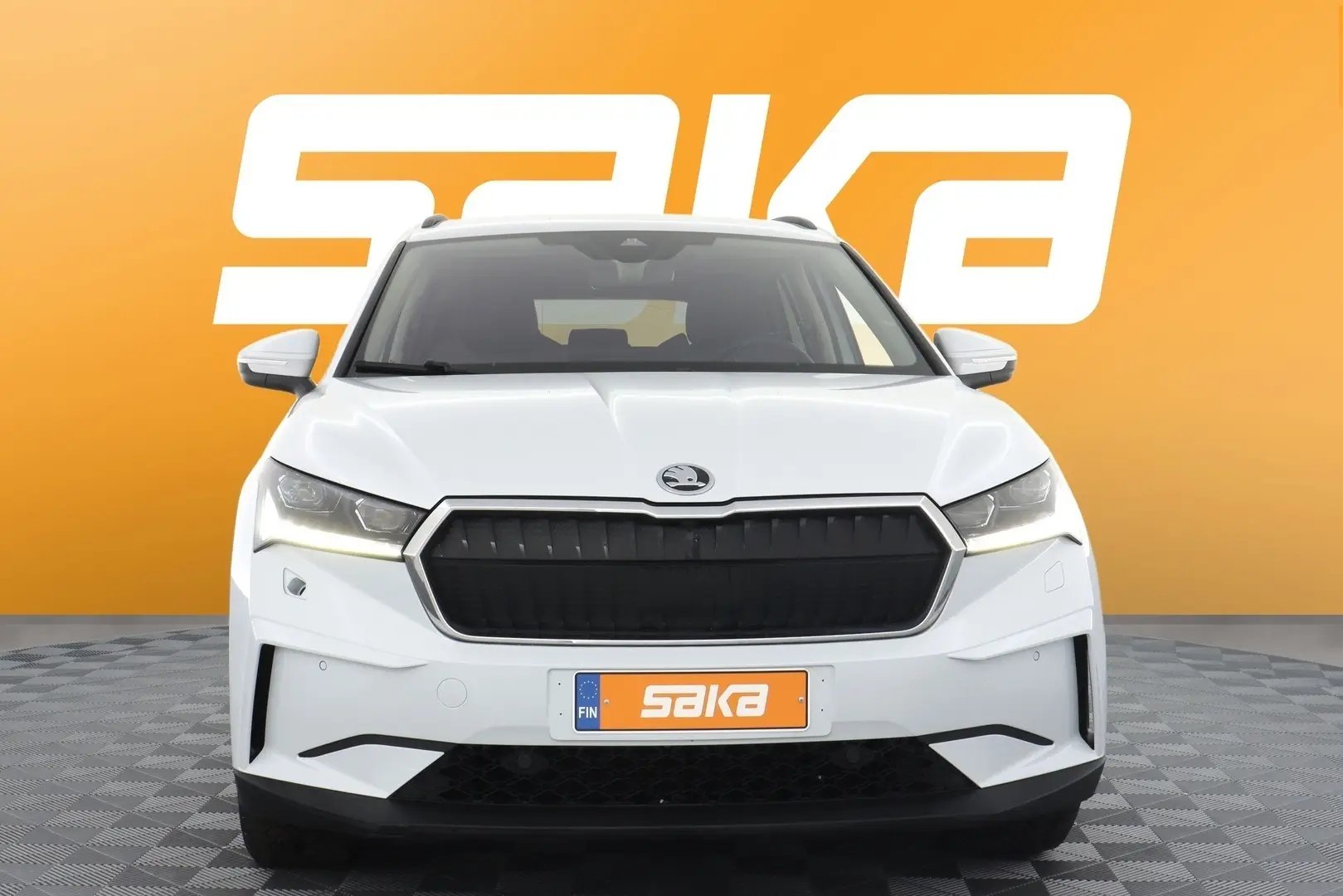 Car Image - 3I8aSDsIEcR9ZxqI6uGpyY