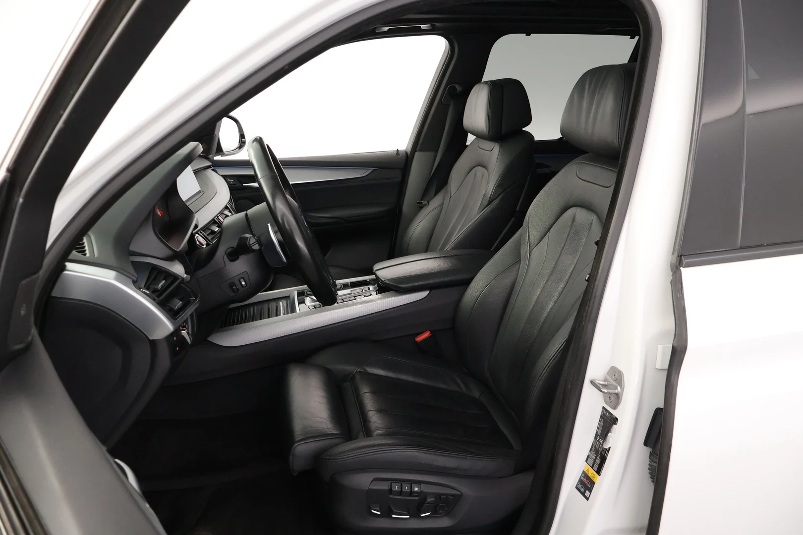 Car Image - ZGFk8DKUOrhbueYCeQFf6