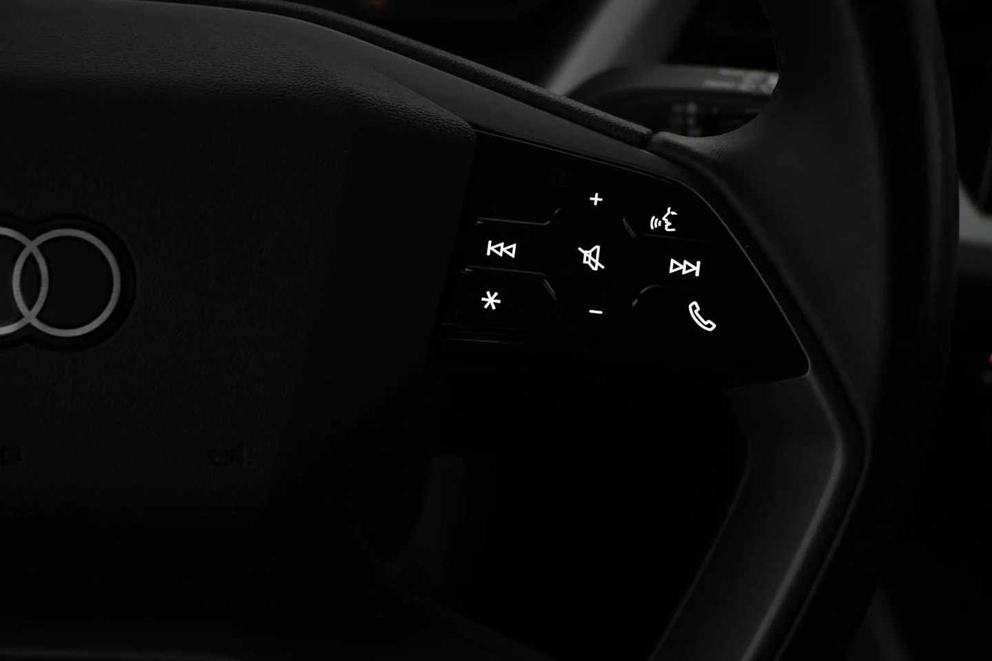 Car Image - 1lfbnyy9TjBaC5UTyFuyGm