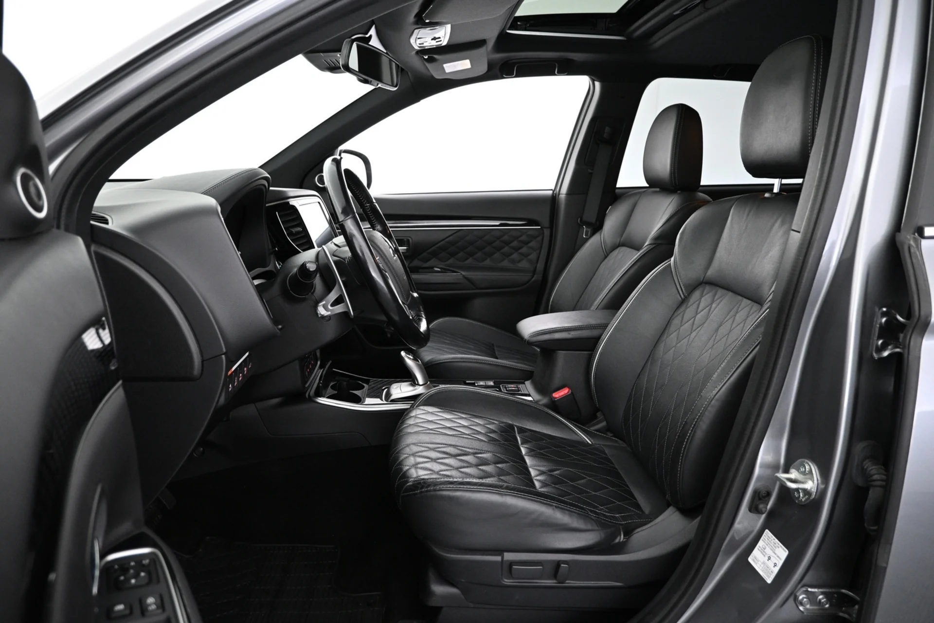 Car Image - 7HKvvT1TRC3IeInRk1IbCg