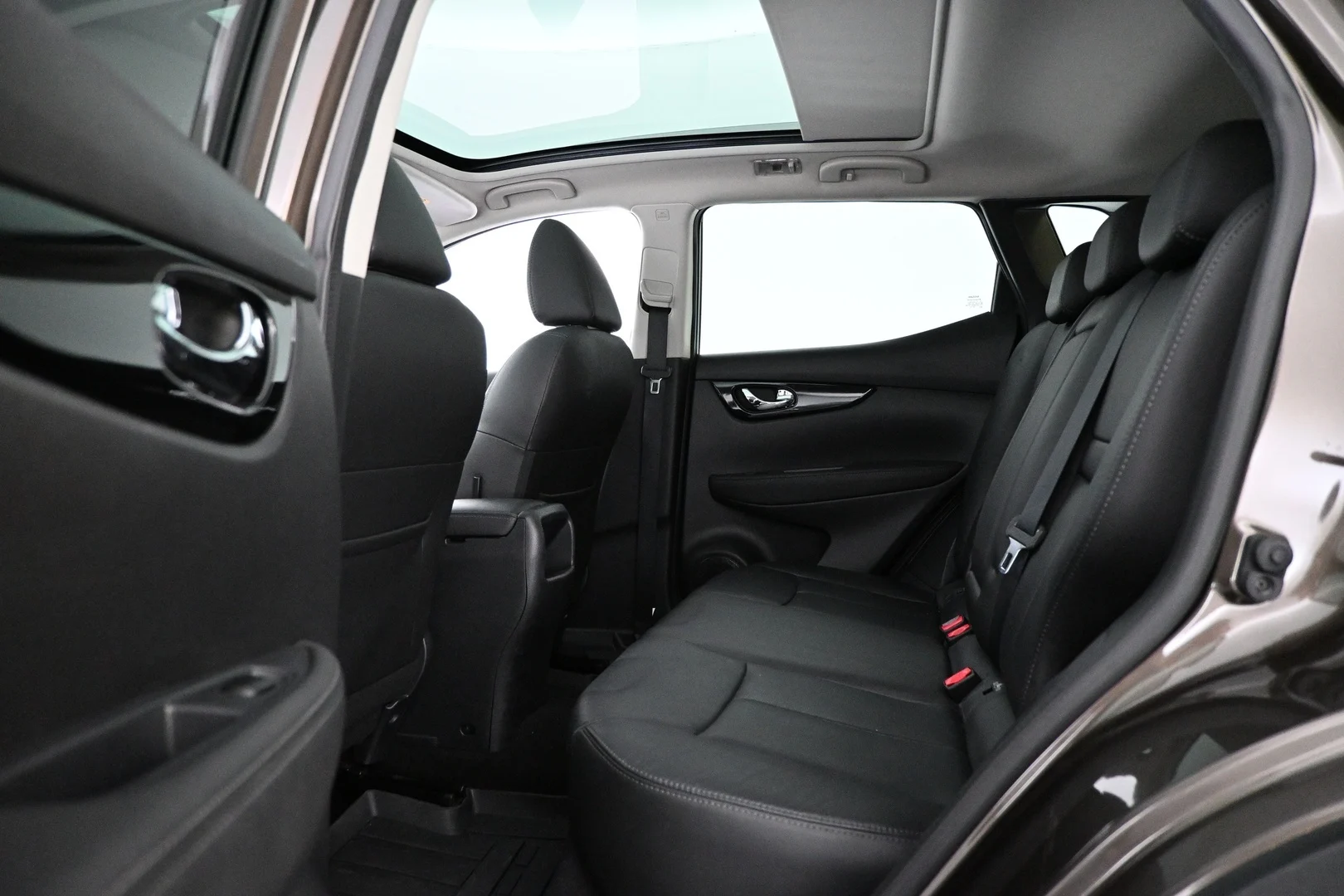 Car Image - 4YN31RJsl35svaI7rkT6C9