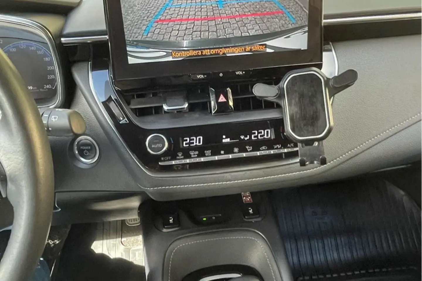 Car Image - 2MOS1IktoID5wPIMi3Rf97