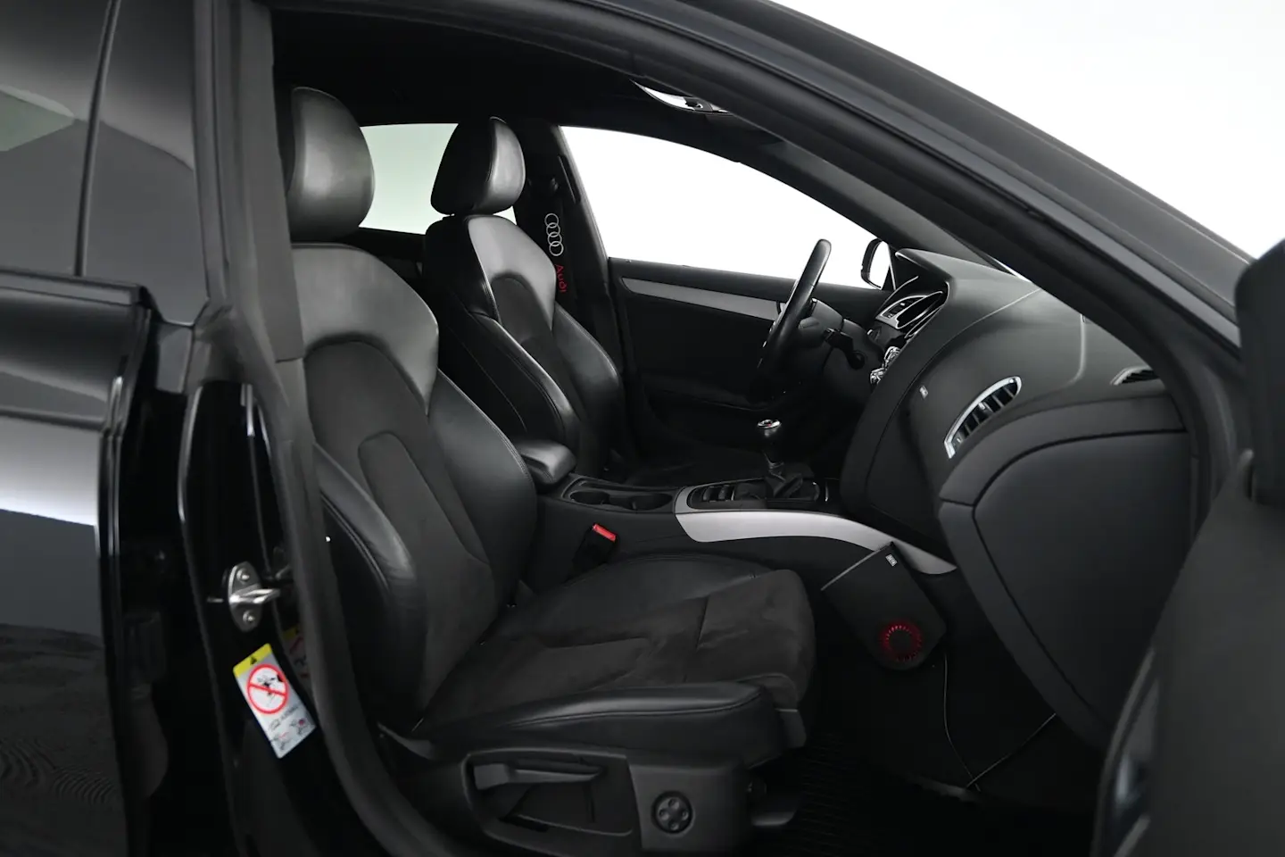 Car Image - 7KTiwod0CILnbFhfe3of72