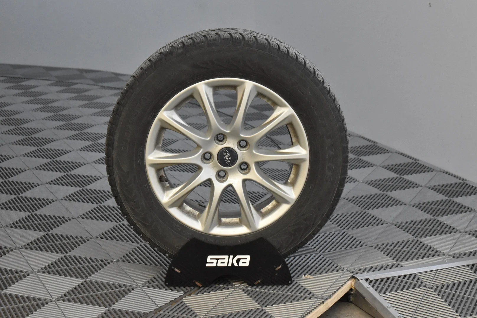 Car Image - 3v4WynpWPf5VgNqSpEb00O