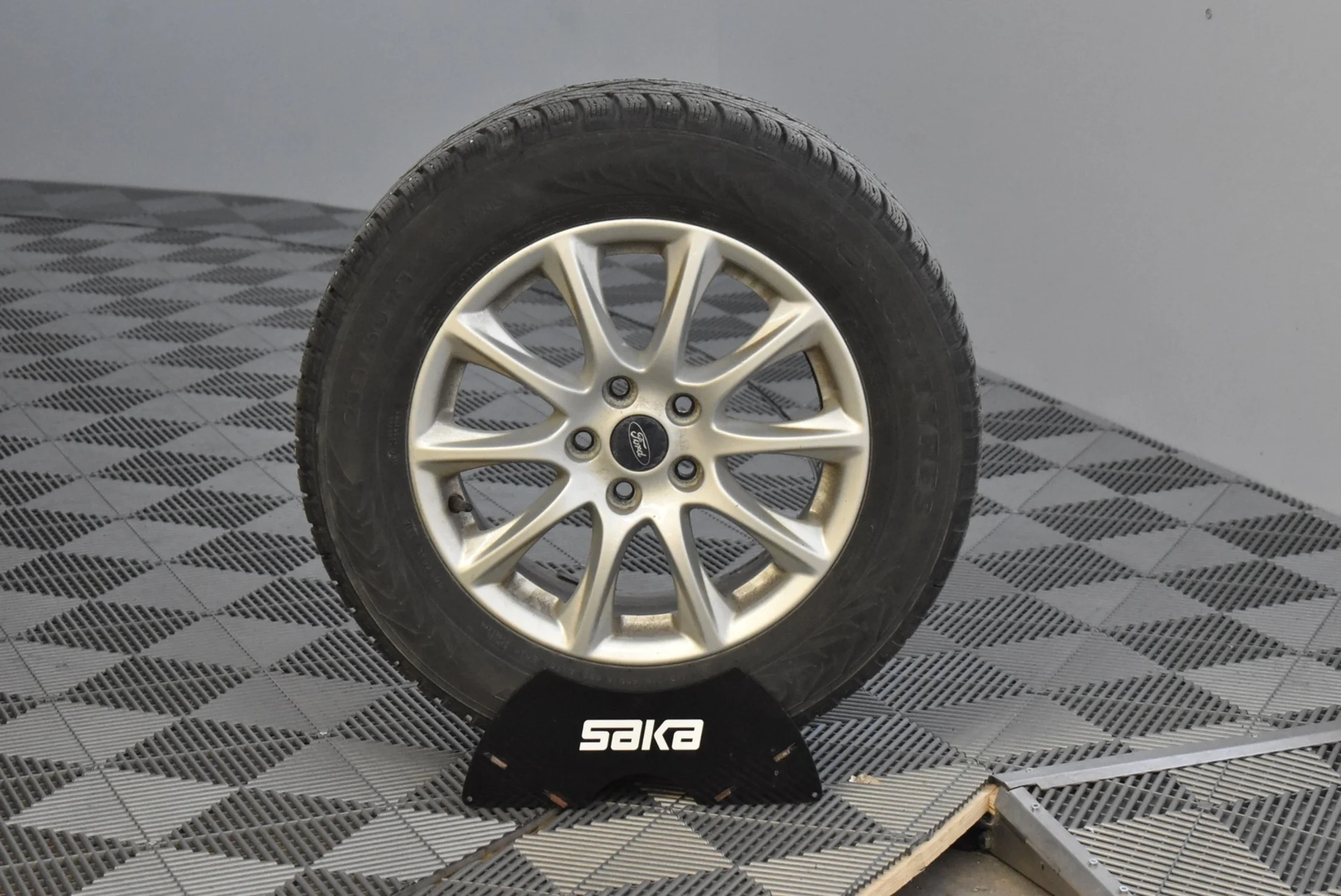 Car Image - 3v4WynpWPf5VgNqSpEb00O