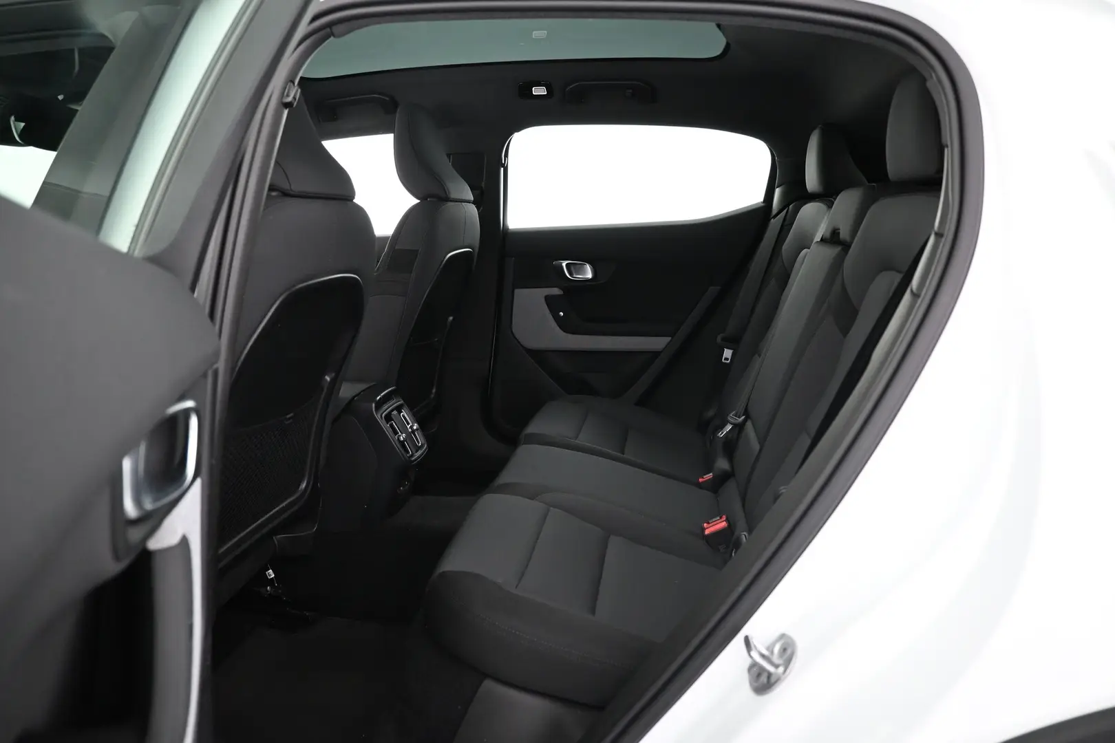 Car Image - 7L7oyKC0c70sXvT4ff7W2p