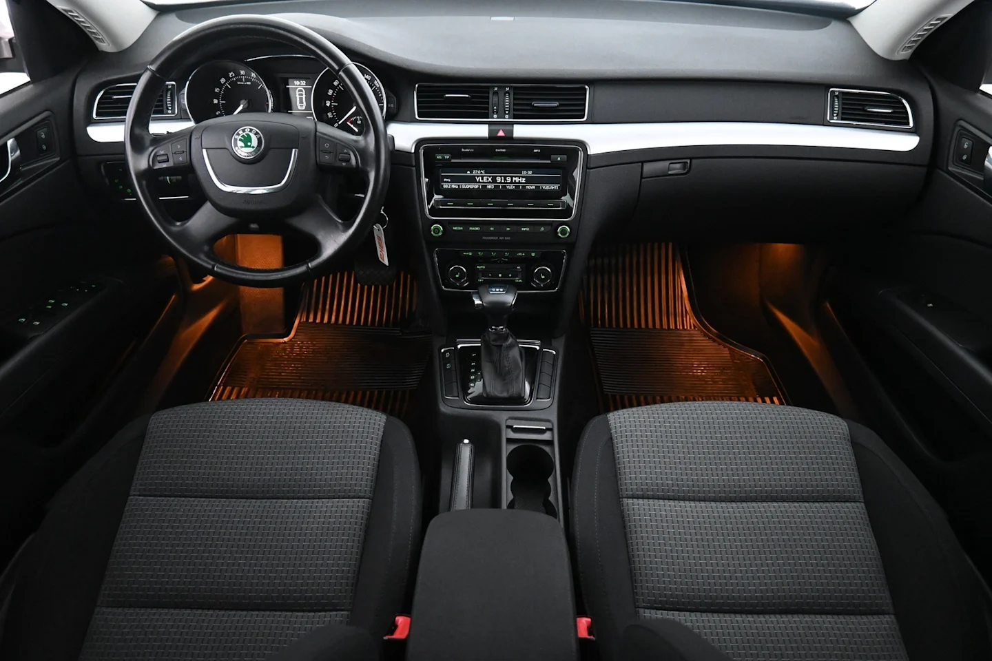 Car Image - 10D70mLS8qKi1WaRy1aI5M
