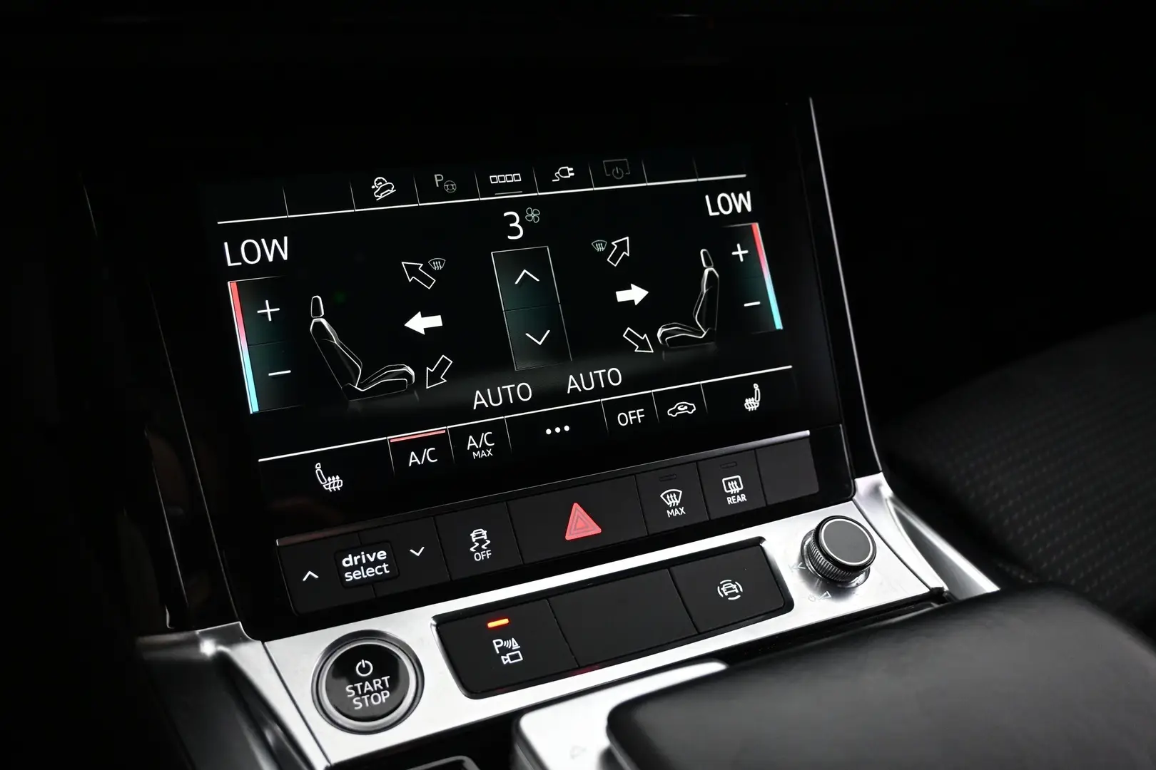 Car Image - 2LU8zTURWrBpoe0tWrrnM1