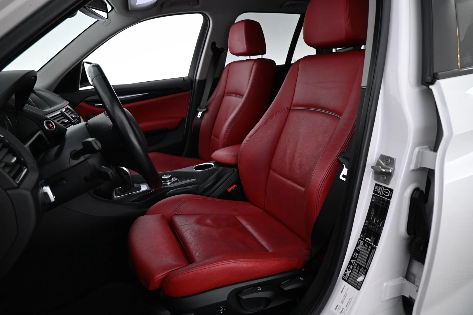 Car Image - xQtD4Z5BuJfAoDk54j3oY