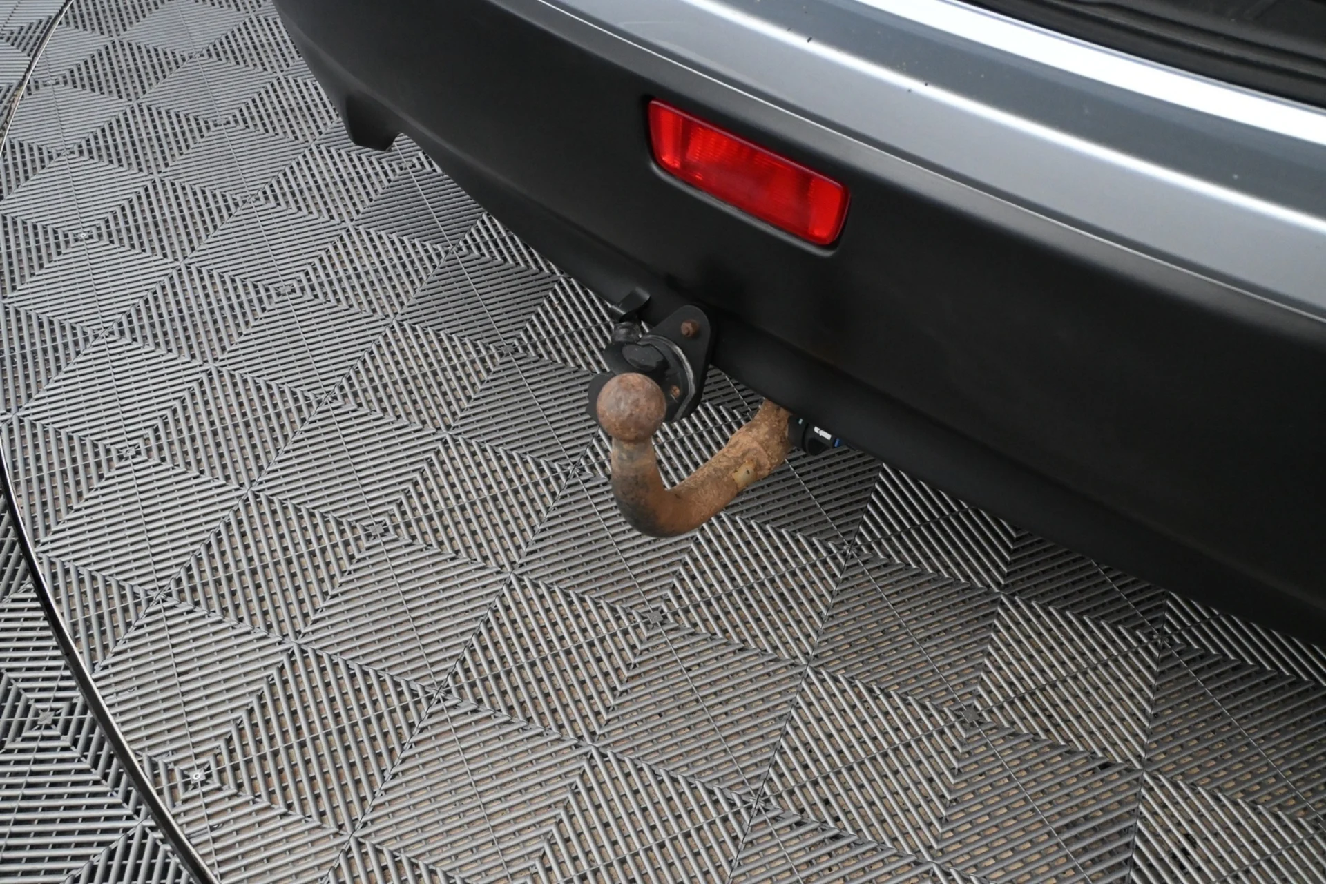 Car Image - 5JA4tuomamoD09FBQgOHwR