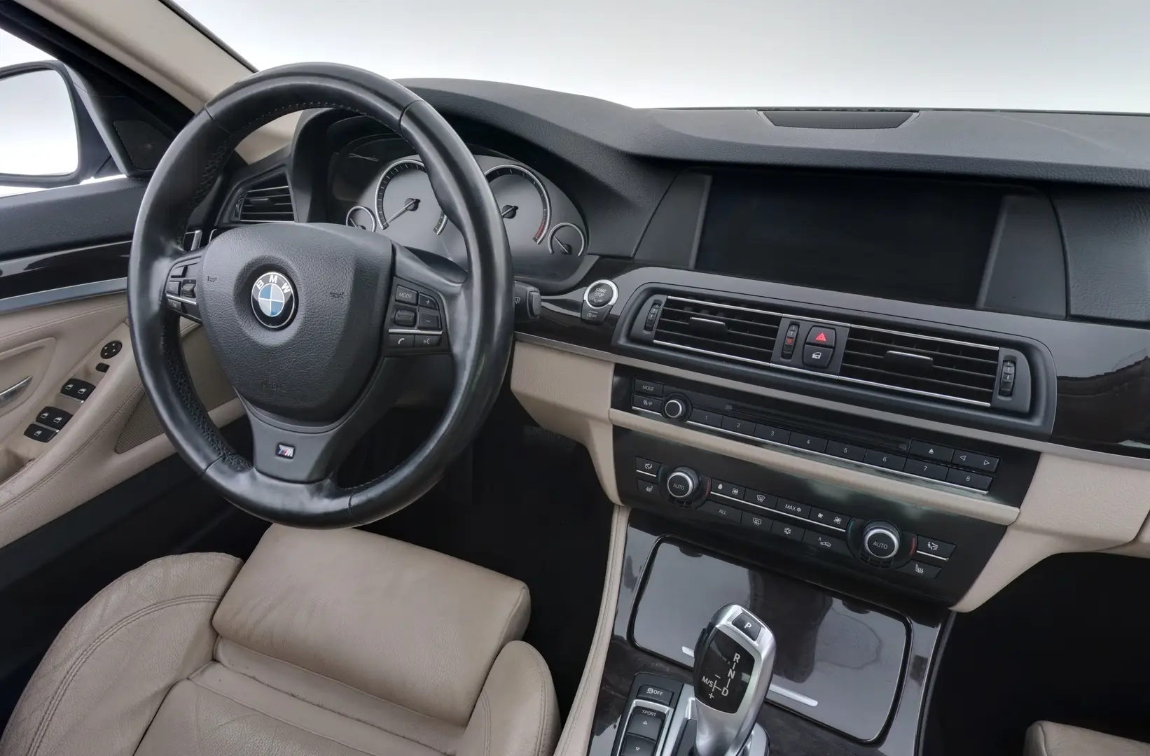 Car Image - 5DO3l30c8ctSOslON5KfWv