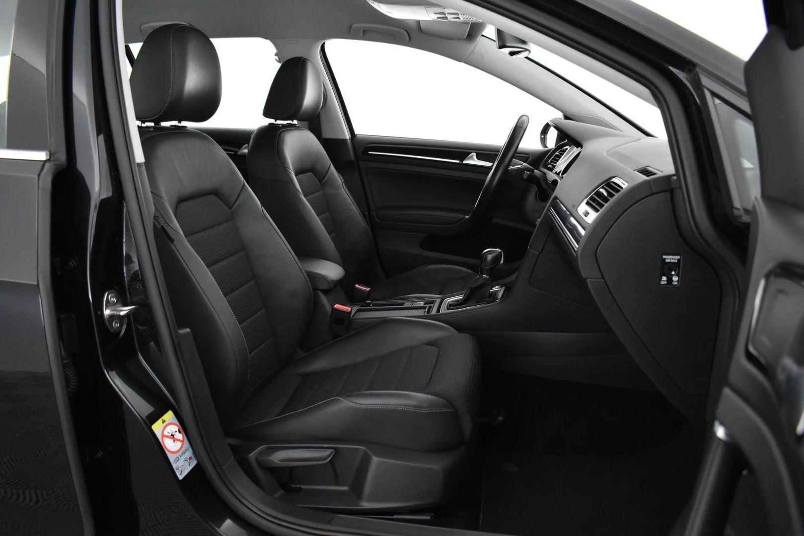 Car Image - 1ykIjJXoCVyYVRvyt9ycmd
