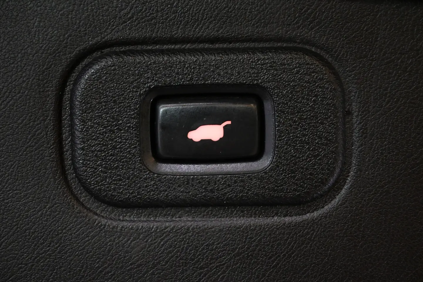 Car Image - 4k7NB2Cdi5NvYmyvvypPX8