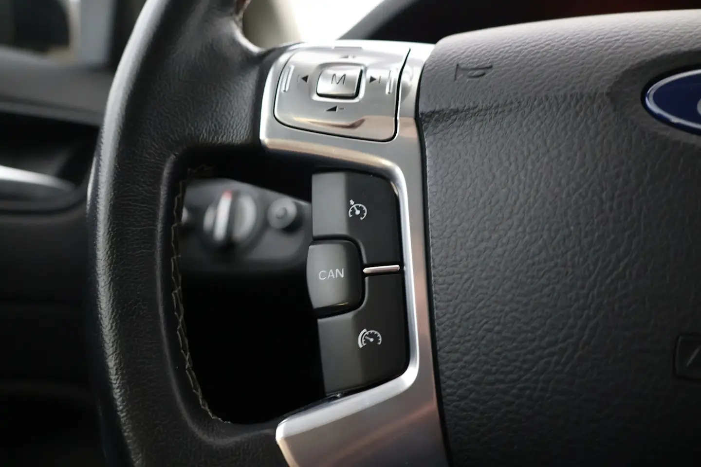Car Image - 24VKPiODhkLtoeWiYH7Nxh
