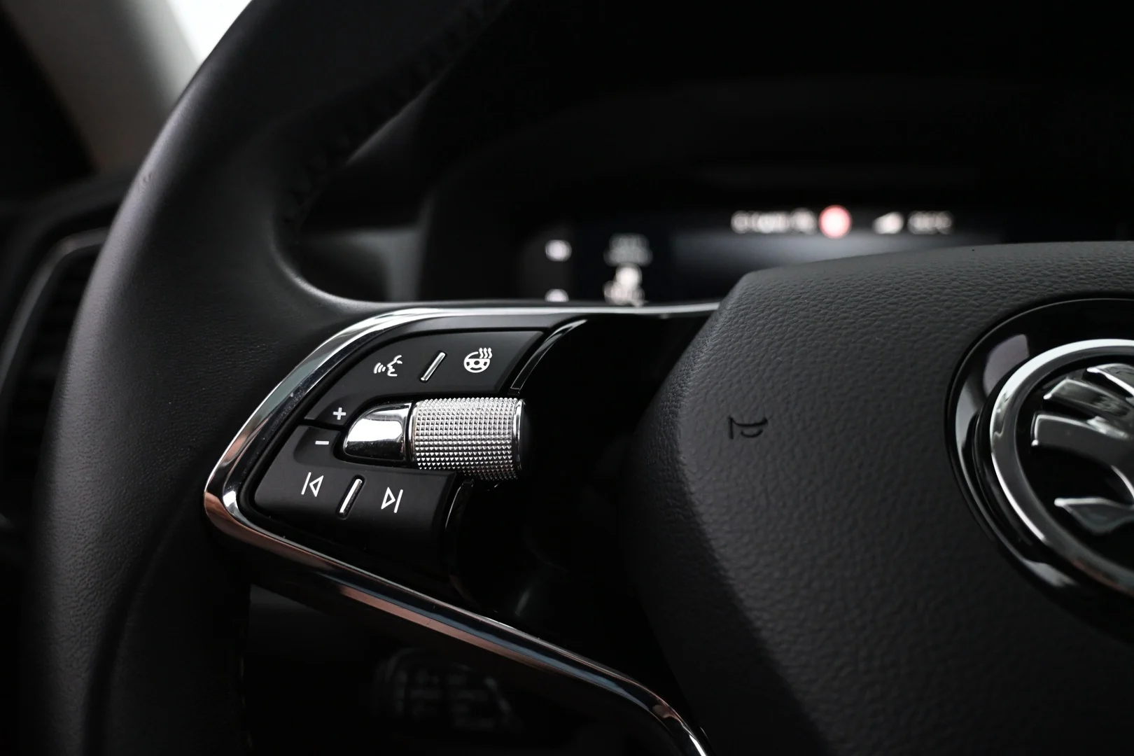 Car Image - 1SWSOp3tssHHPLCmuDGngE