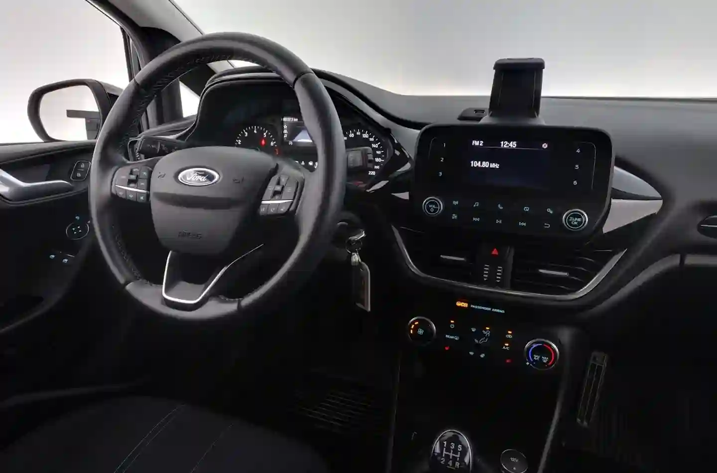 Car Image - 5tbSMKcOFN4g1aBHYGH9yA