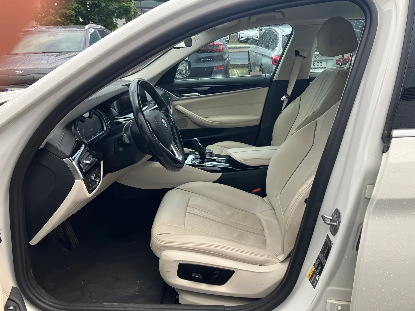Car Image - ValCLsxkmddm6q2BfYWtm